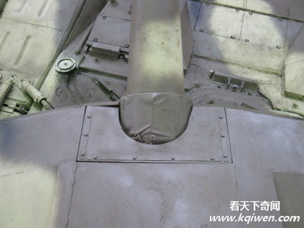 最新改型坦克新炮塔