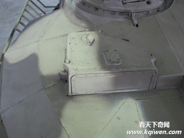 最新改型坦克新炮塔