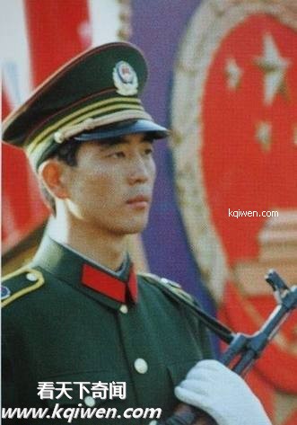 实拍20世纪90年代中国公安战警处决罪犯刑场(组图)